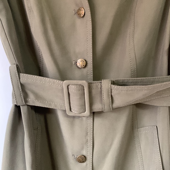 SOLD - Picture 4 of 11